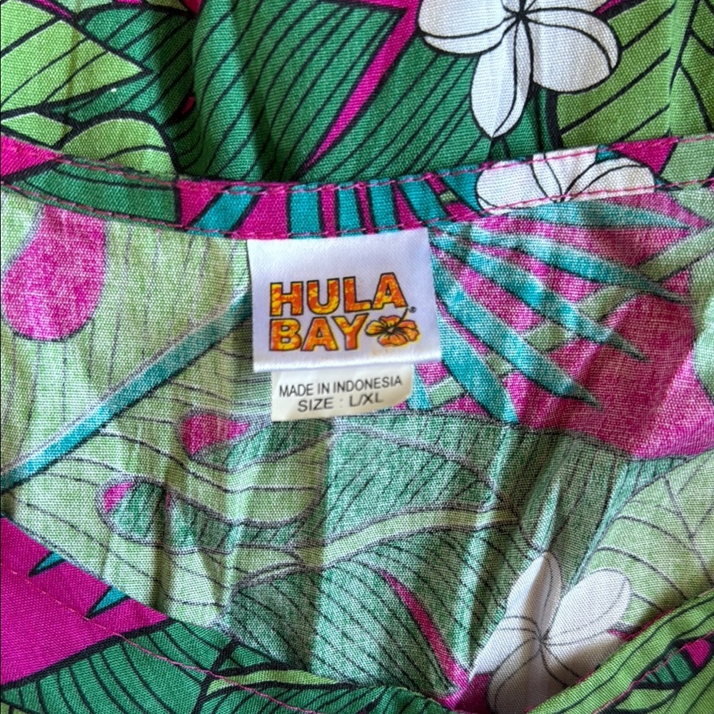 Tropical Floral Women's Blouse - Picture 4 of 4